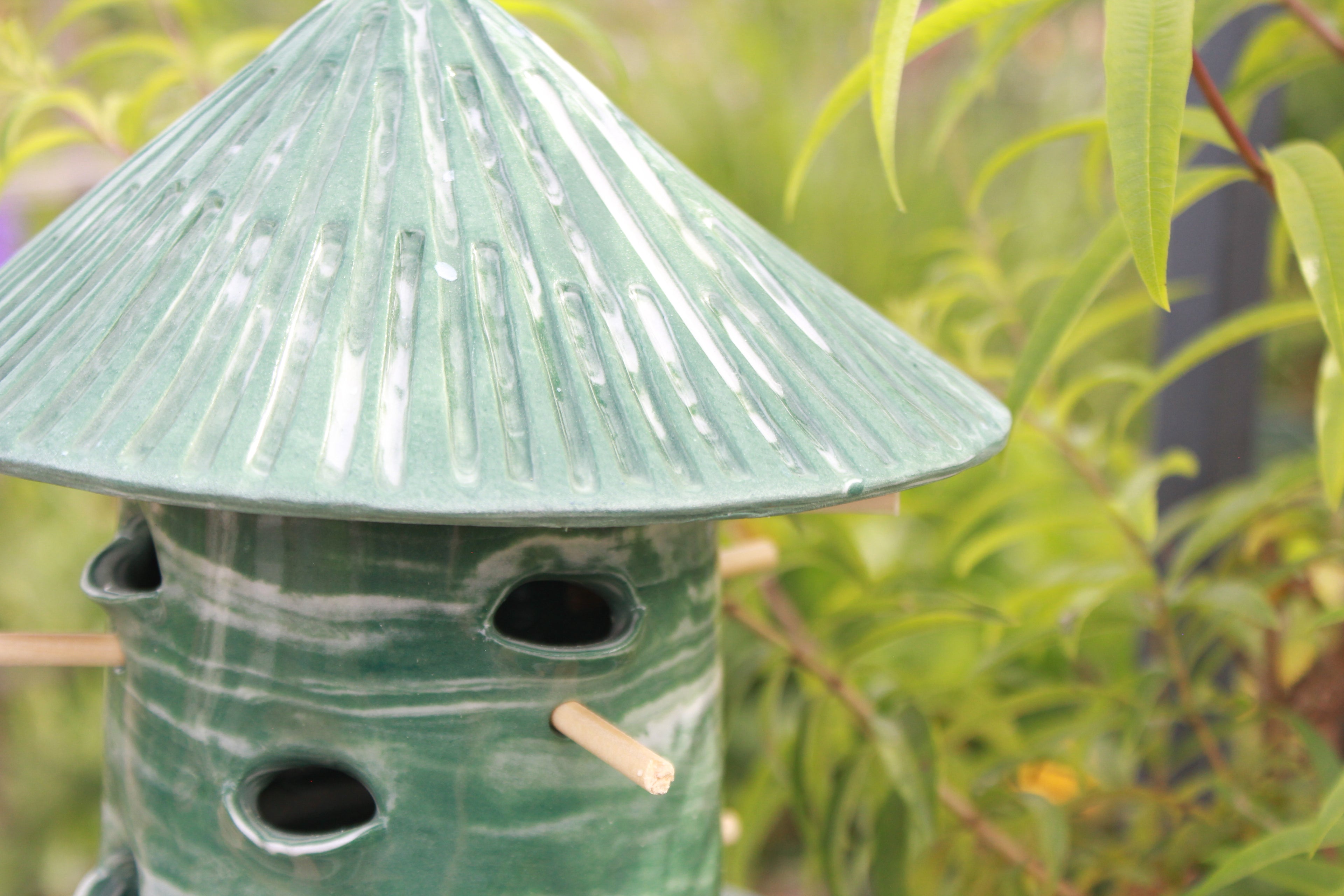 Ceramic Seed Bird Feeder - Marbled Jade