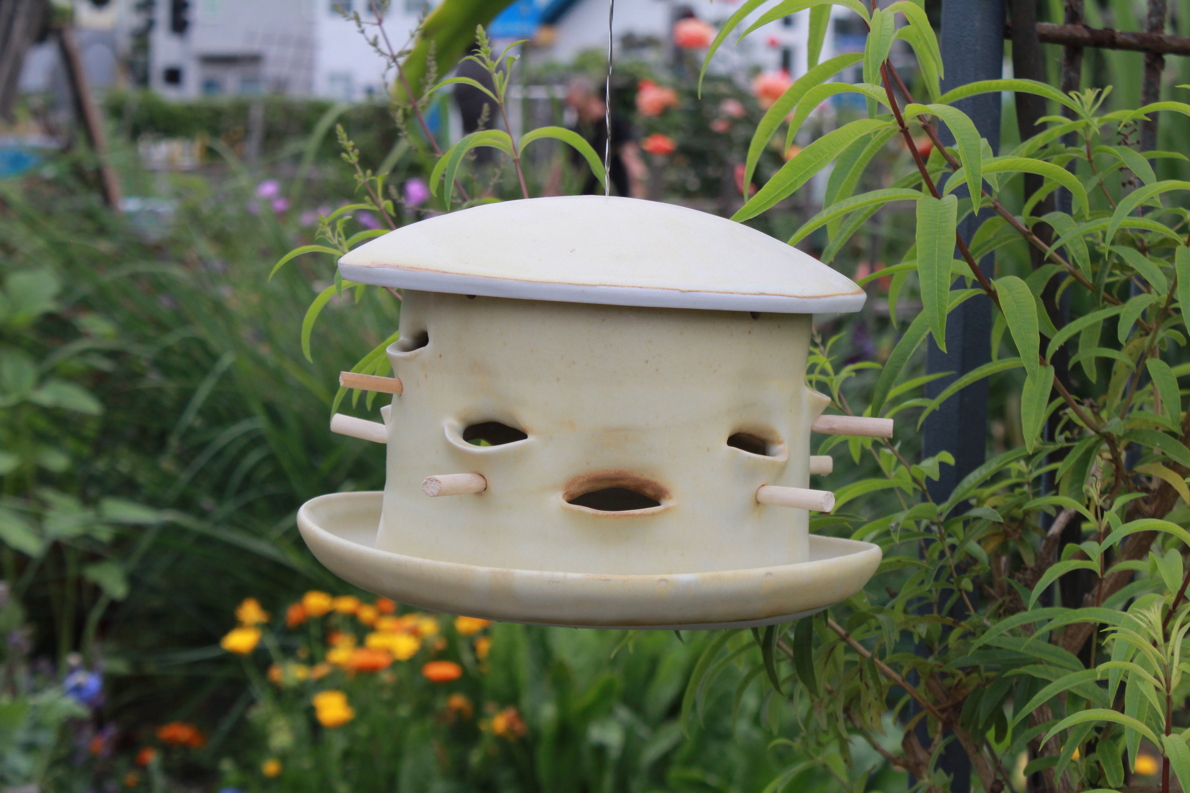 Ceramic Seed Bird Feeder - Lazy Yellow